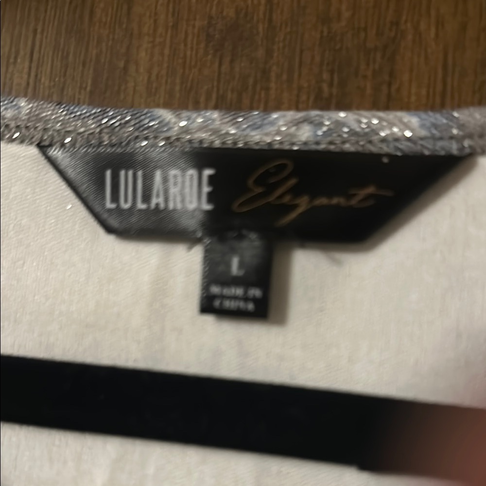 LuLaRoe Gray Flutter Sleeve Ruched Blouse - Picture 2 of 3
